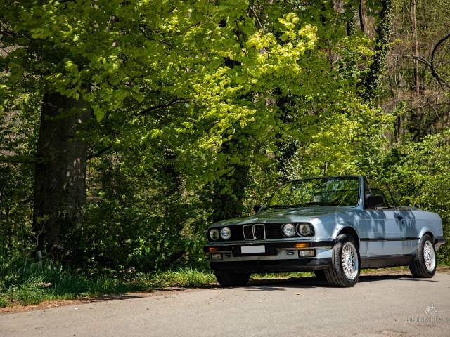 BMW 325i