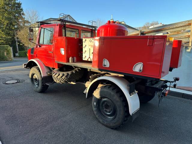 Mercedes-Benz Unimog U 1300 L