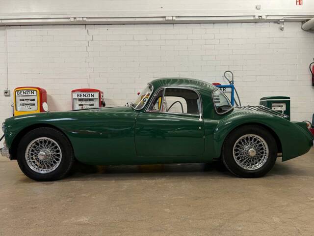 Imagen 1/17 de MG MGA Twin Cam (1958)