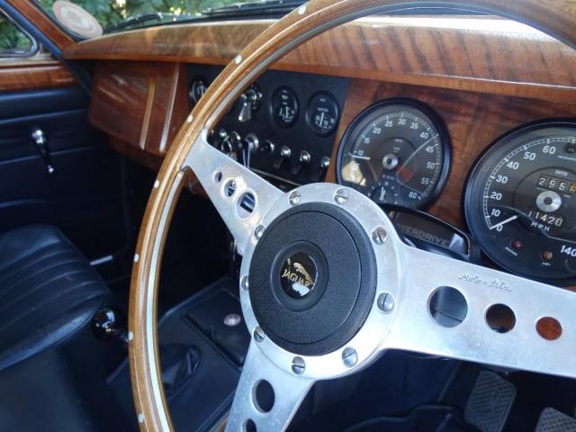 Jaguar Mk II 3.4