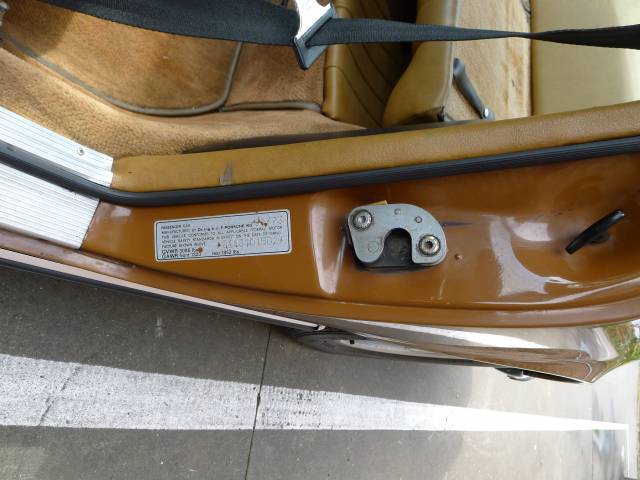 Porsche 911 2.4 T