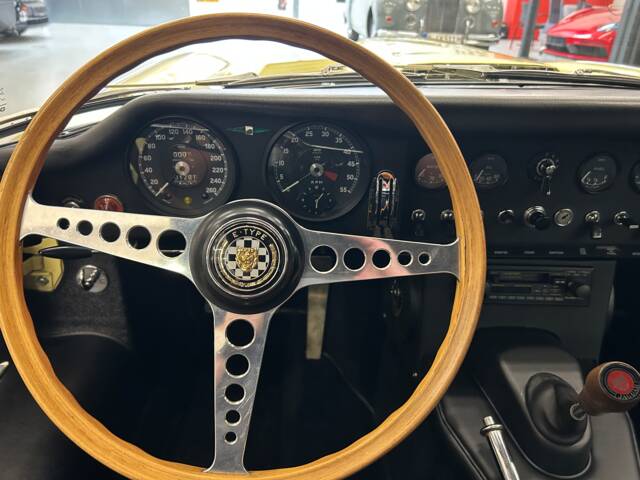 Jaguar E-Type 4.2