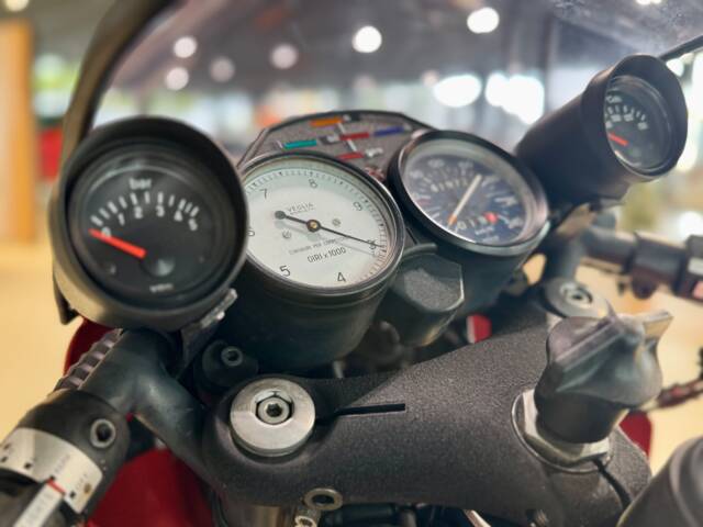 Moto Guzzi 850 LeMans