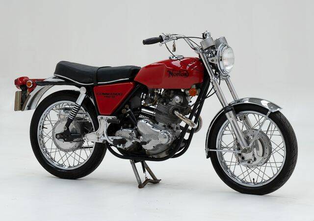 Norton Commando 750
