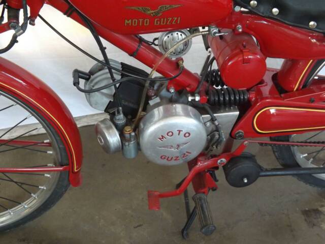 Moto Guzzi Cardellino 65