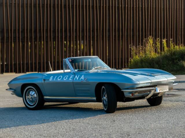 Chevrolet Corvette Sting Ray Convertible
