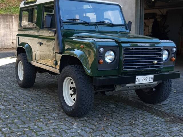 Image 1/34 of Land Rover Defender 90 Td5 (2000)