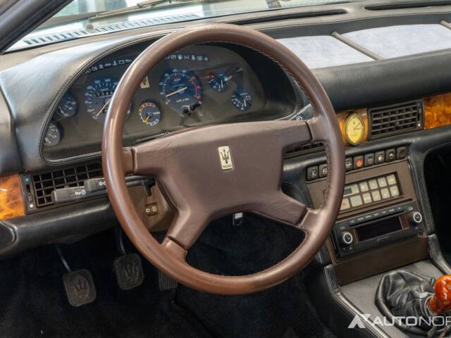 Maserati 222