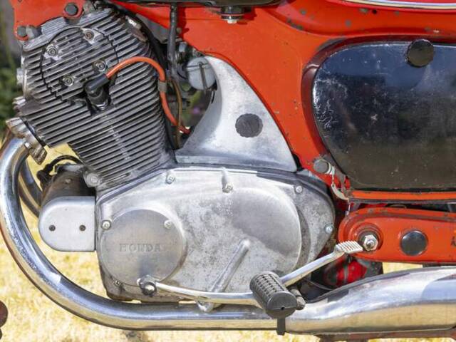 Honda C 72