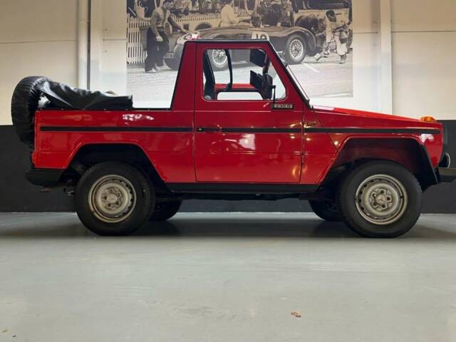 Mercedes-Benz 230 GE (SWB)
