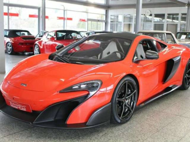 Image 1/15 of McLaren 675LT (2016)
