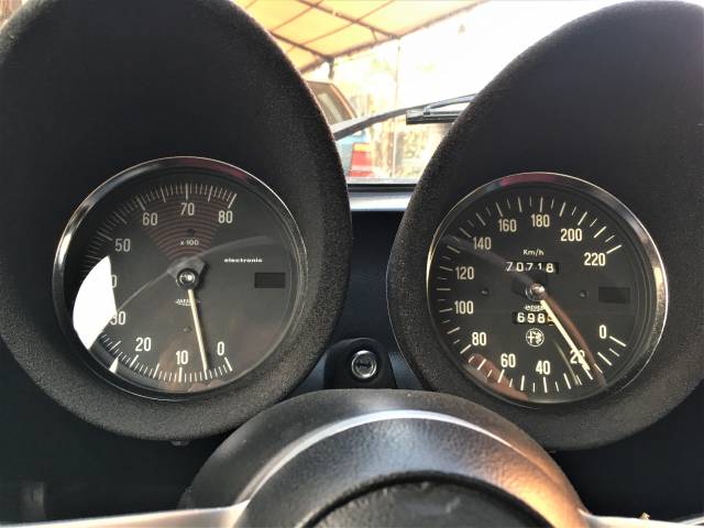 Alfa Romeo 2000 Spider Veloce