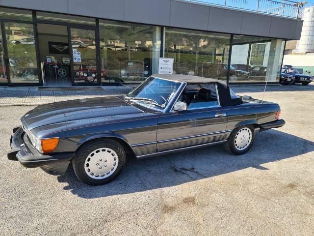 Mercedes-Benz SL-Class R 107 Classic Cars for Sale - Classic Trader