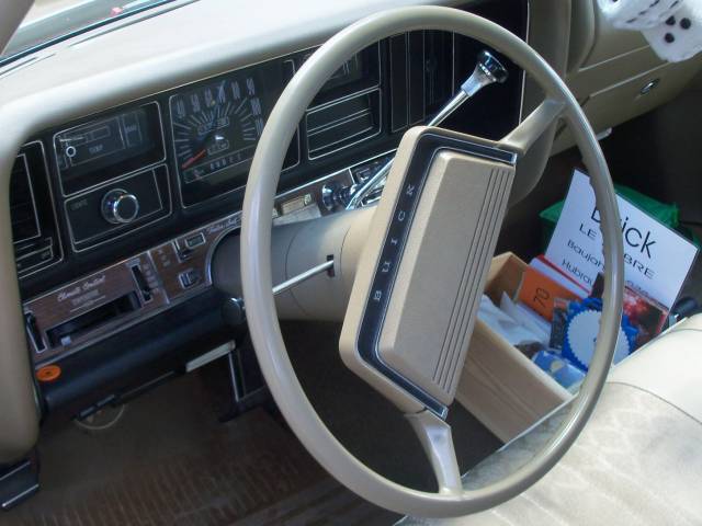 Image 1/10 de Buick Le Sabre Custom Convertible (1970)