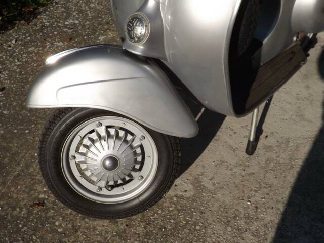 Piaggio Vespa 125 Primavera