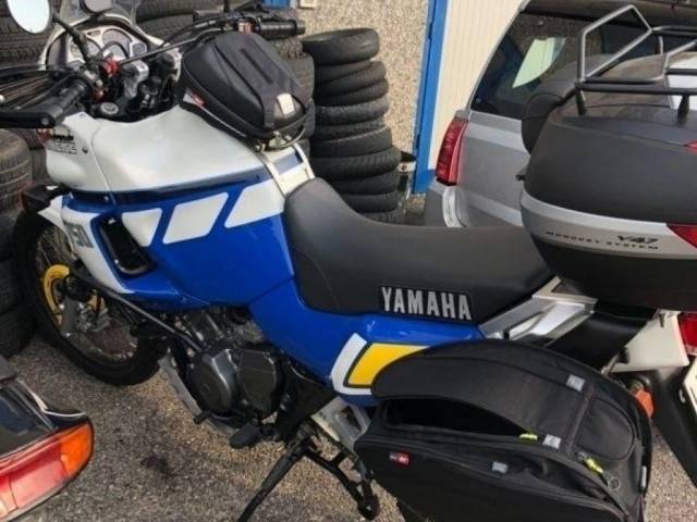 Image 1/10 of Yamaha DUMMY (1989)