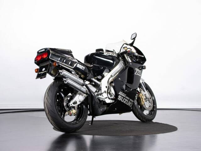 Suzuki RGV 250 Gamma
