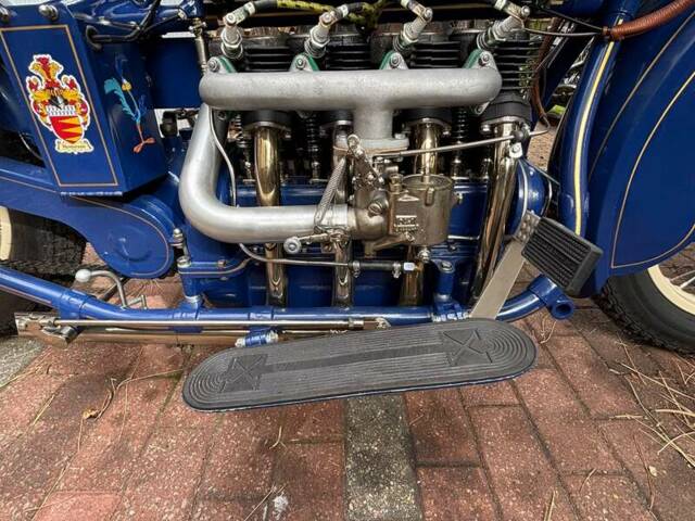 Henderson De Luxe 1200