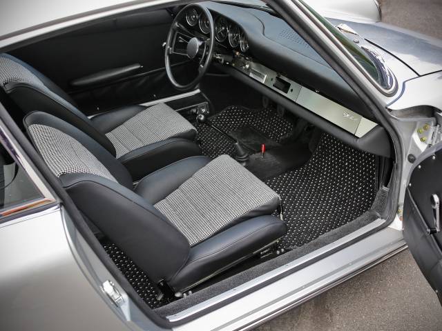 Porsche 911 2.0