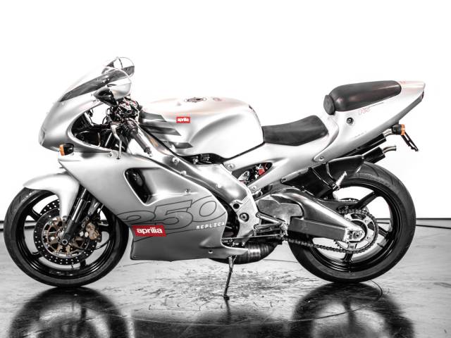 Imagen 1/27 de Aprilia DUMMY (1997)