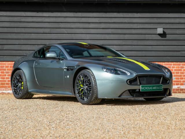 Imagen 1/50 de Aston Martin V12 Vantage AMR (2017)