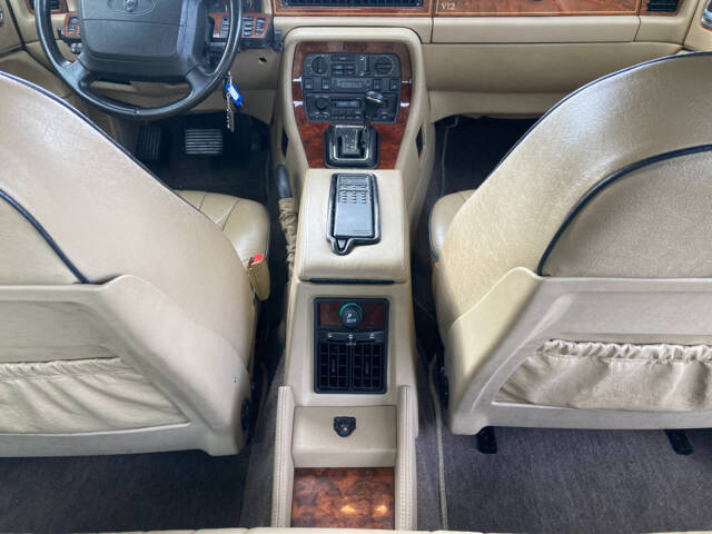 Jaguar XJ12 6.0