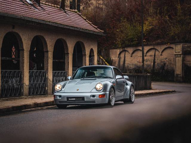 Porsche 911 Turbo S "Leichtbau"