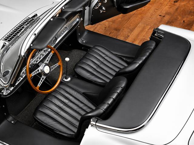 Mercedes-Benz 300 SL Roadster