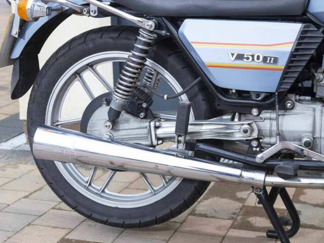 Moto Guzzi V 50 II