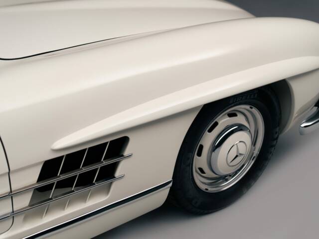 Mercedes-Benz 300 SL Roadster