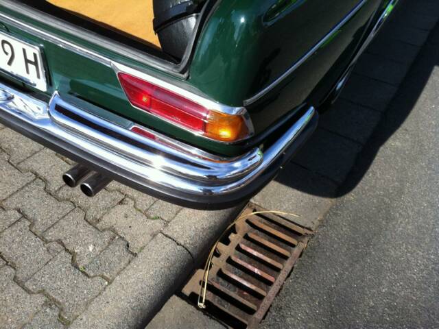 Mercedes-Benz 250 SE