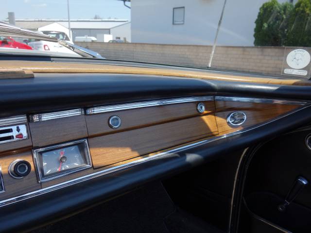 Mercedes-Benz 300 SE