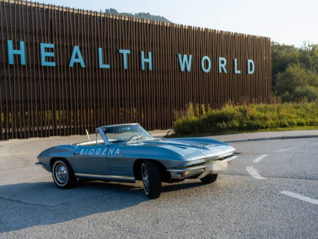 Chevrolet Corvette Sting Ray Convertible