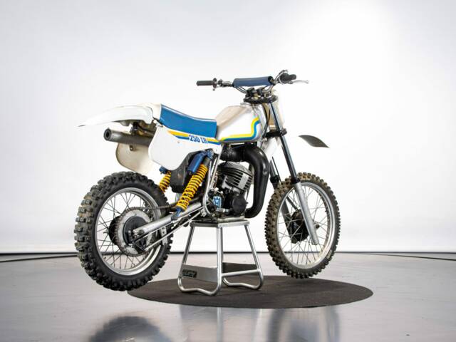 Husqvarna CR 250