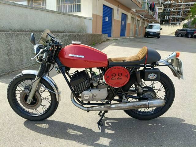 Moto Guzzi 254