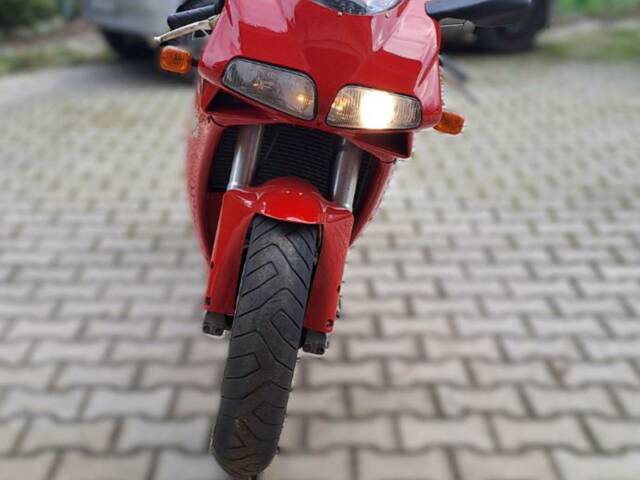 Ducati 748 S