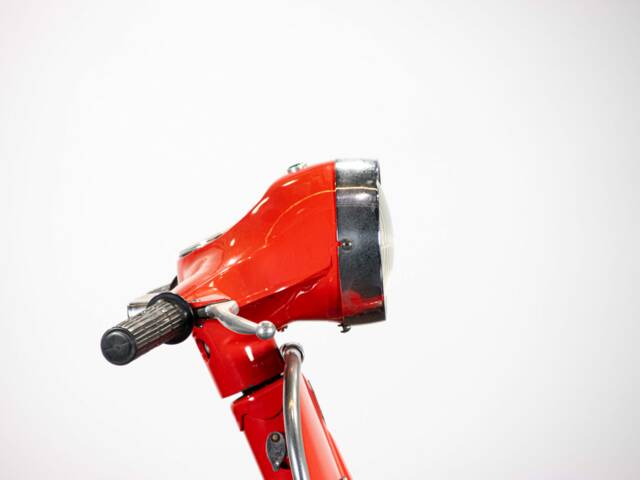 Piaggio Vespa 200 Rally
