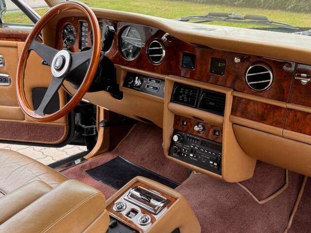 Rolls-Royce Silver Spur
