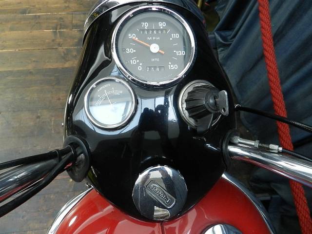 Triumph TR 5 Trophy