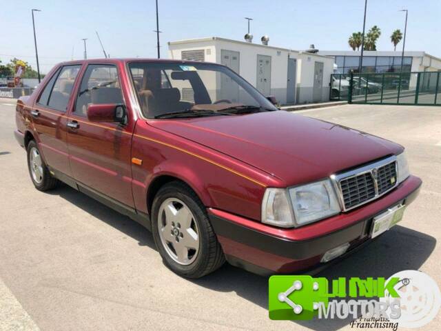 Imagen 1/10 de Lancia Thema 8.32 (1988)