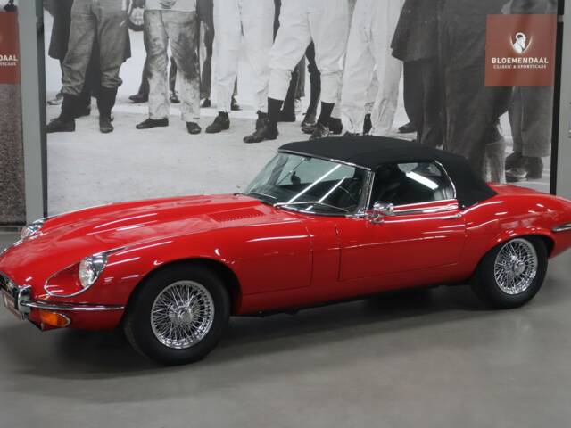 Jaguar E-Type V12