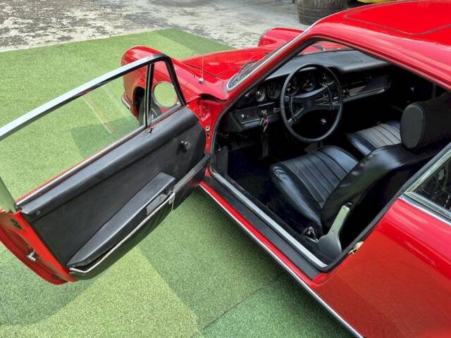 Porsche 911 2.4 T "Oilflap"