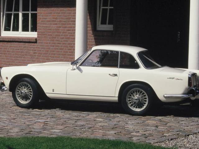 Image 1/10 of Triumph Italia 2000 (1961)