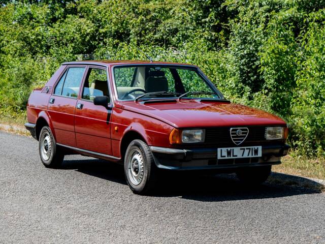 Bild 1/50 von Alfa Romeo Giulietta 1.6 (1981)
