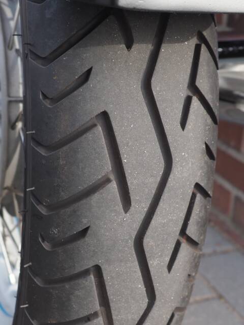 BMW R 100 RS - Michelin band (Nieuw)