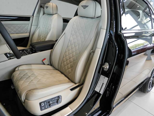 Bentley Flying Spur V8 S
