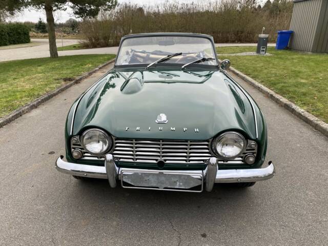 Triumph TR 4