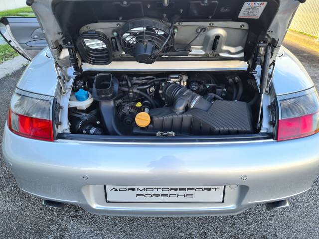 Porsche 911 Carrera