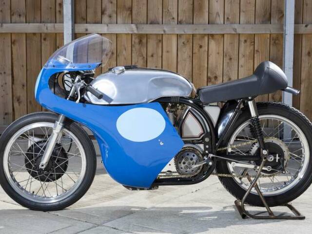 Norton Manx 40M