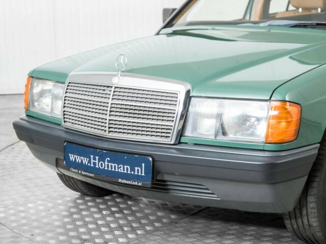 Mercedes-Benz 190 D 2.5